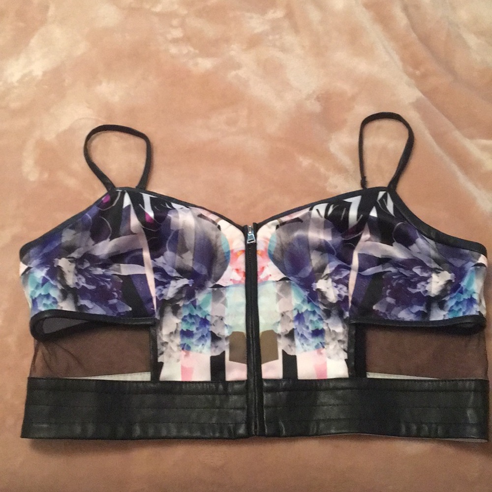 Multicolor crop top